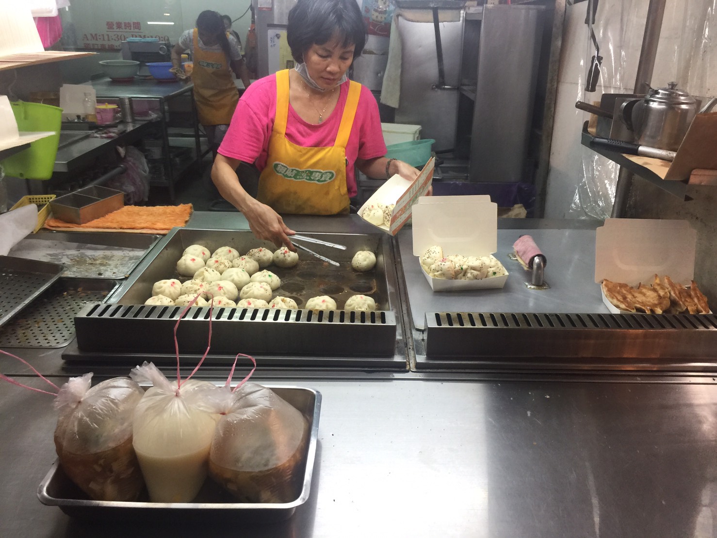 保障勞工權益，水煎包與蔥油餅銷售人員必加入工會投保